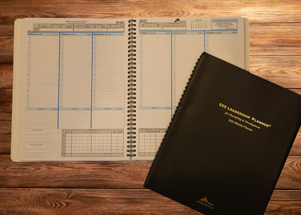 555 LEADERSHIP PLANNER™ for Recruiting (201LP25)